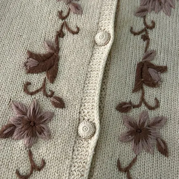 SOLD SOLD 1960s Wool Embroidered Long Cardigan Sweater Granny Boho Cottage SM - Picture 10 of 15